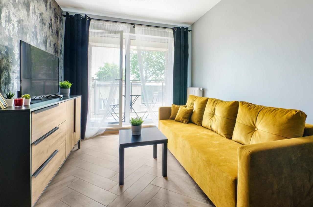Aparthouse Fabryczna Λοτζ Εξωτερικό φωτογραφία